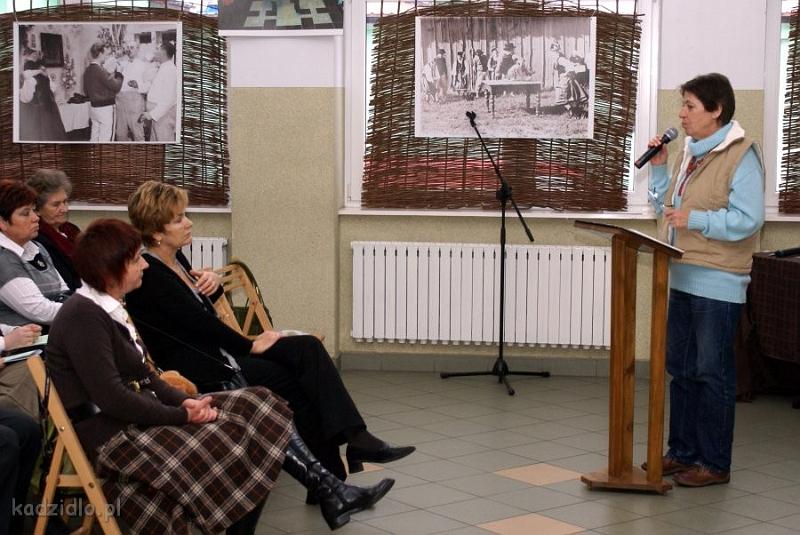 dsc06202.jpg - Podsumowanie międzygminne konkursu poetyckiego "Kurpie Zielone w Literaturze" - 26 listopada 2008 rok