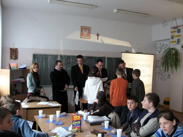 gminabrd013.jpg - Eliminacje gminne do Ogólnopolskiego Turnieju Bezpieczeństwa w Ruchu Drogowym - 27 marca 2008 roku