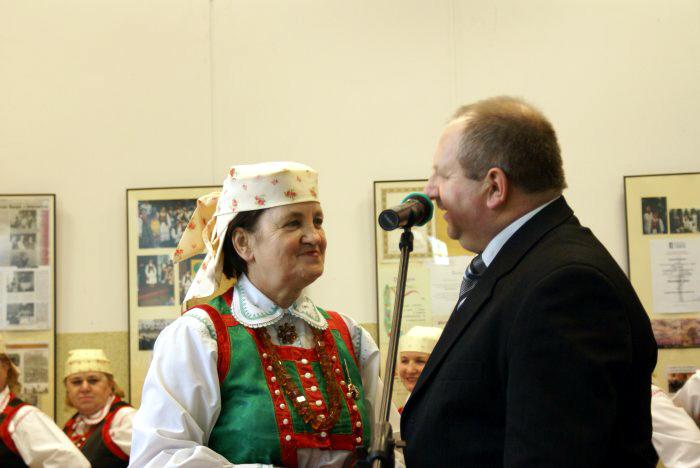 dsc04249.jpg - Jubileusz 50-lecia pracy artystycznej Apolonii Nowak