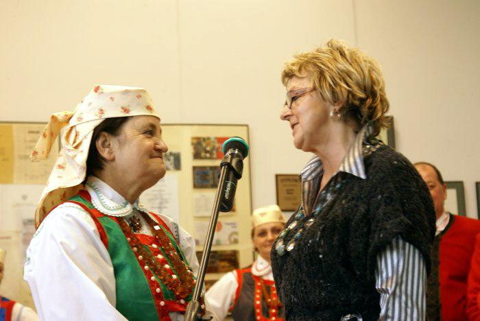dsc04335.jpg - Jubileusz 50-lecia pracy artystycznej Apolonii Nowak