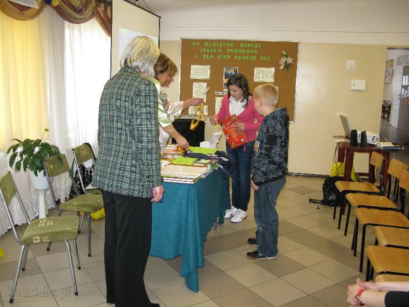 img_2010.jpg