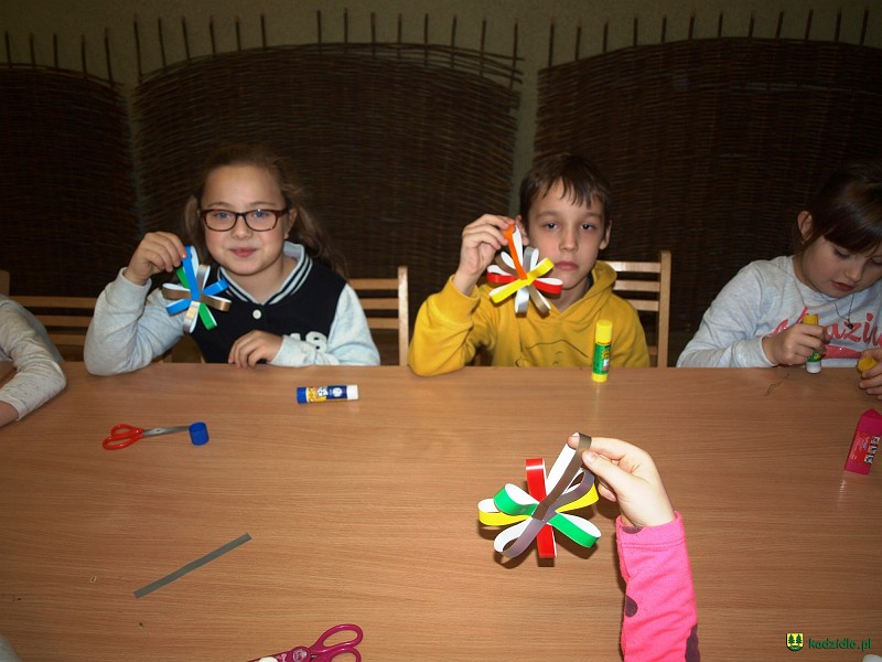 b_iib_hc_08.jpg - Klasa II b z ZPO w Kadzidle, opiekun: Halina Cichoń