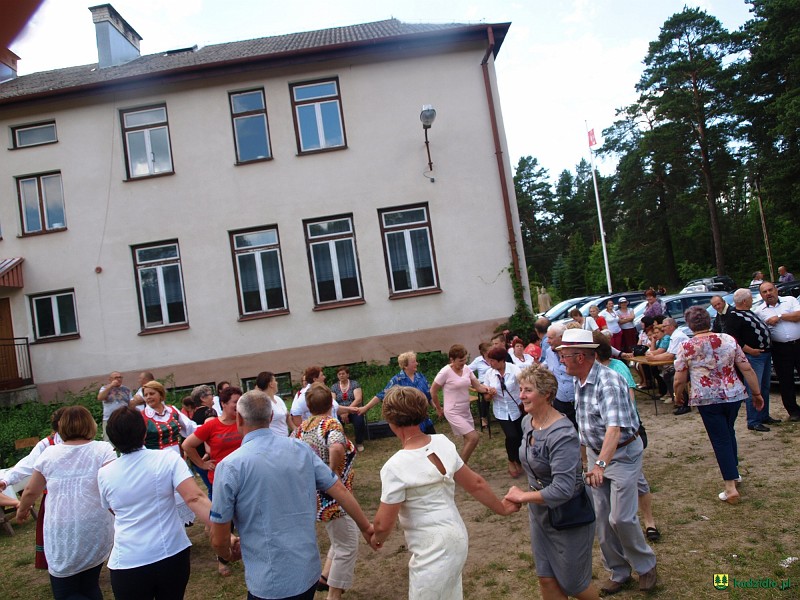 p7093130.jpg